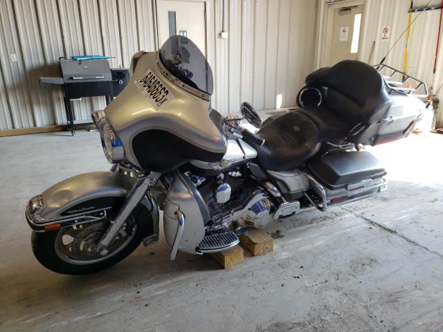 2003 HARLEY-DAVIDSON FLHTCUI AN - 1HD1FCW473Y615700