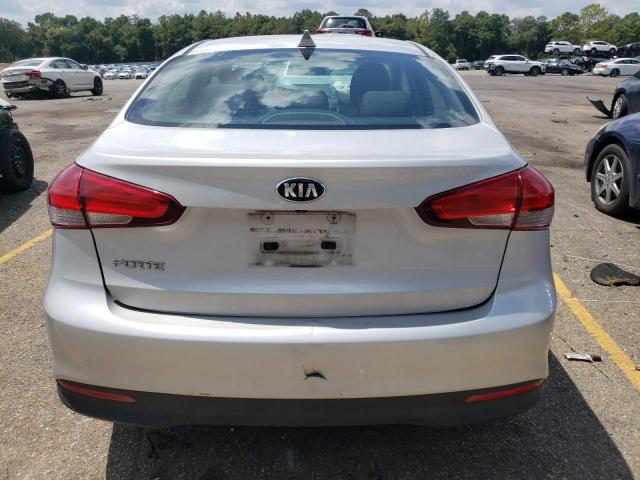 3KPFL4A74JE257112 | 2018 KIA FORTE LX