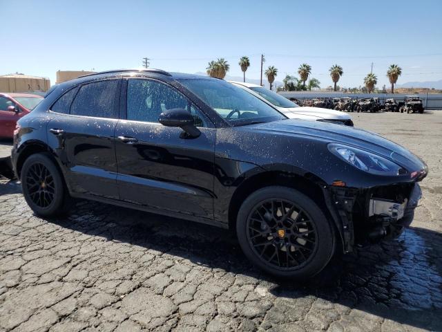 VIN WP1AA2A59JLB10082 2018 Porsche Macan no.4