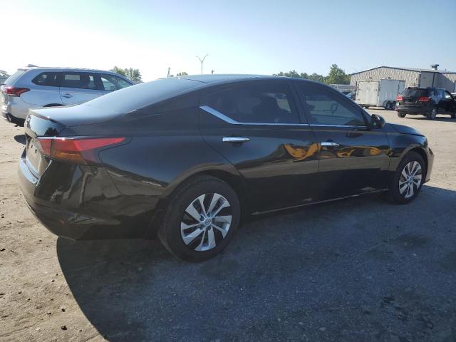 1N4BL4BV4PN392760 Nissan Altima S 3