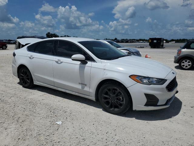 3FA6P0LU2KR206577 2019 FORD FUSION, photo no. 4