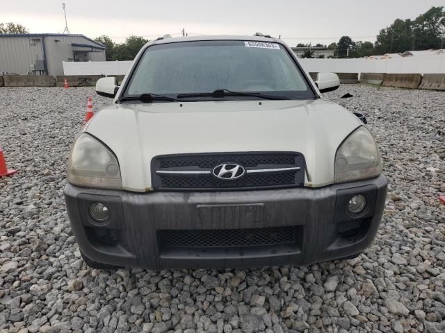 KM8JN72D77U576875 Auction: COPART Lot: 65566363 Location: OH - AKRON KM8JN72D77U576875 HYUNDAI TUCSON 2007 GOLD Photo 5