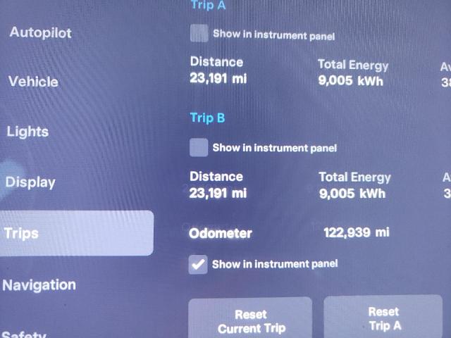 2015 TESLA MODEL S P8 5YJSA1H49FF085109