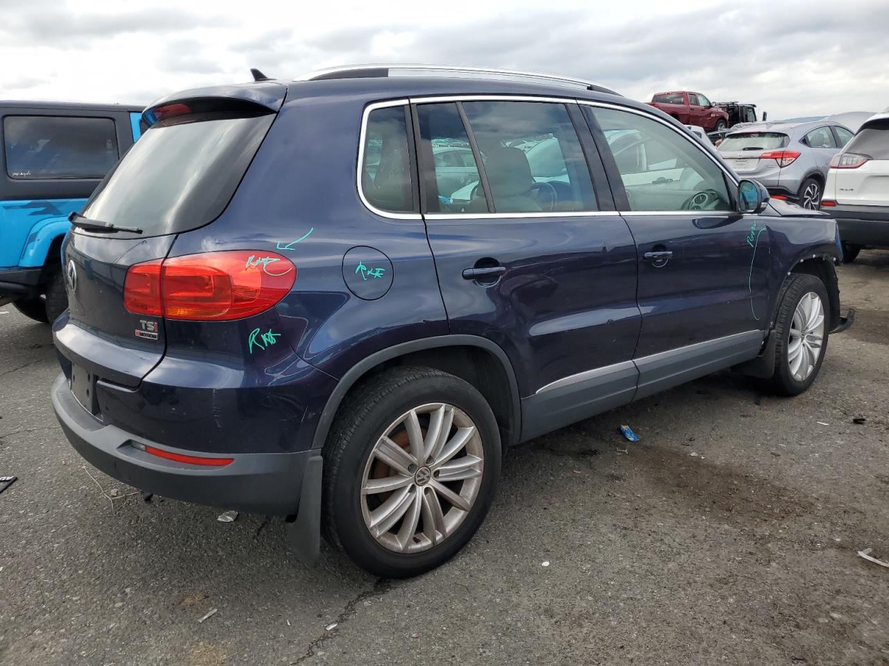 WVGBV7AX3GW617152 2016 Volkswagen Tiguan S