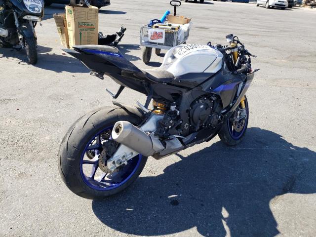 2022 YAMAHA YZFR1M C JYARN67YXNA000382