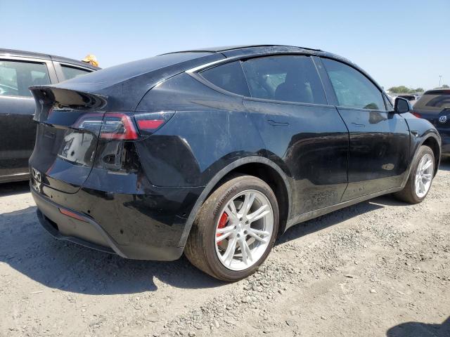 5YJYGDEF4LF018283 Tesla Model Y  3