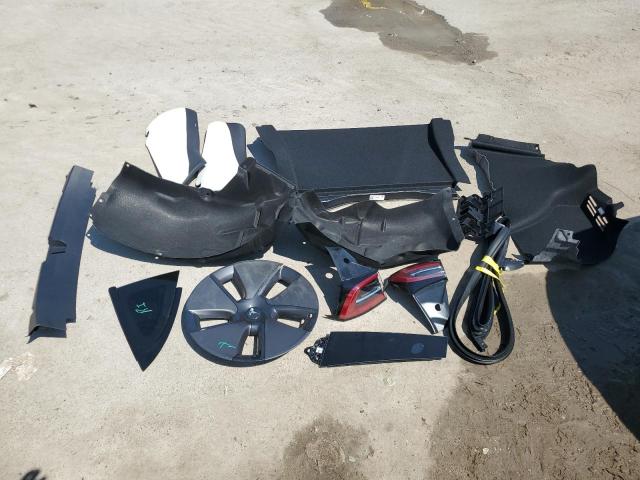 5YJ3E1EA4PF541814 Tesla MODEL 3