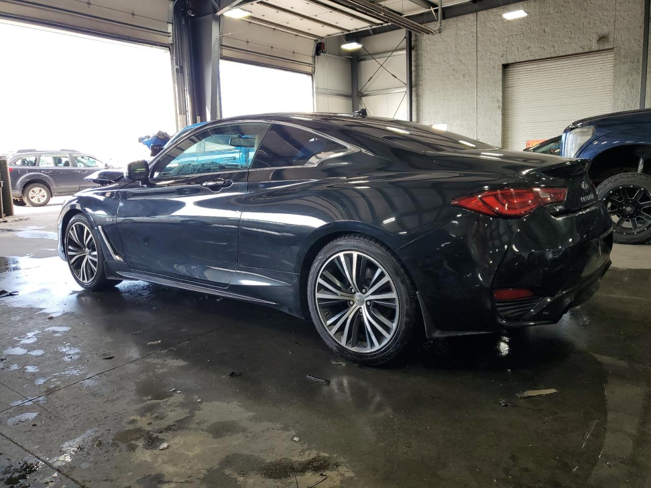 2017 Infiniti Q60 Premium vin: JN1EV7EL1HM554092