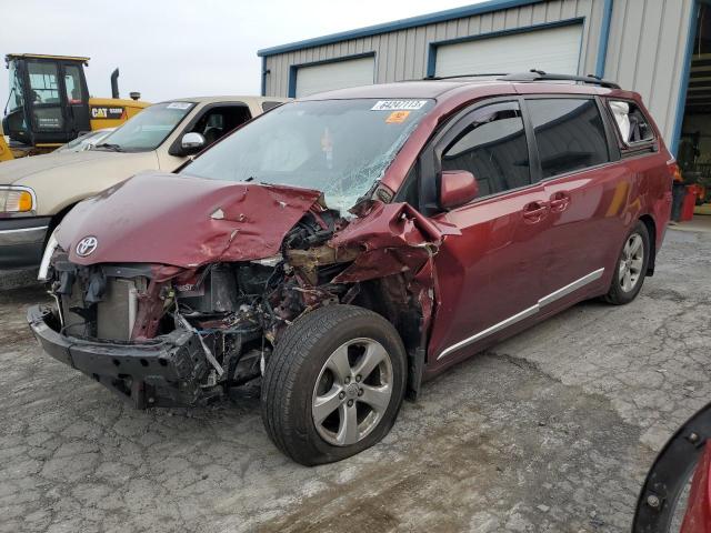 2016 Toyota Sienna LE