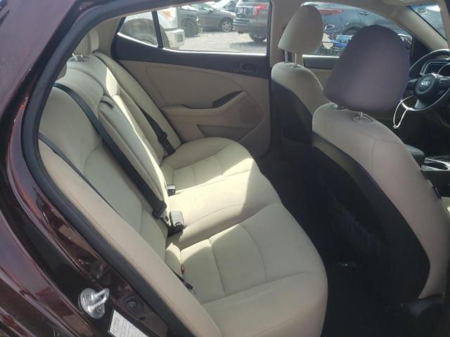 5XXGM4A76FG425476 KIA Optima Lx