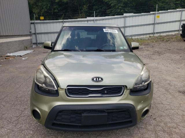 VIN: KNDJT2A56C7428832 Auction: COPART Lot: 64012353 Location: PA - PITTSBURGH SOUTH KNDJT2A56C7428832 KIA SOUL 2012 GREEN Photo 5