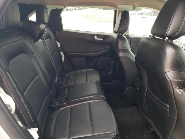 1FMCU9J93LUB43228 Ford Escape Titanium