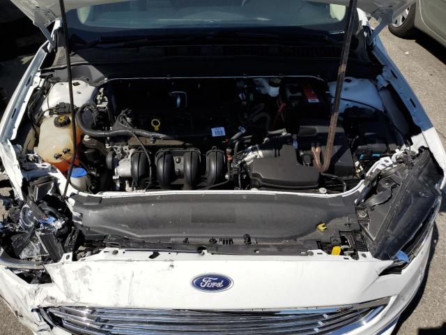 3FA6P0H73HR368102 Ford FUSION SE