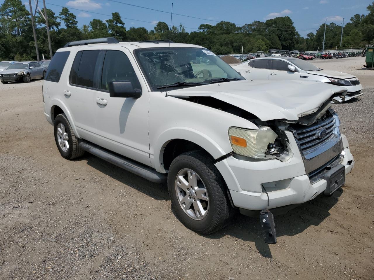 1FMEU6DE1AUA10772 2010 Ford Explorer Xlt