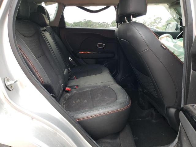 KNDJX3AA2J7589411 KIA Soul !