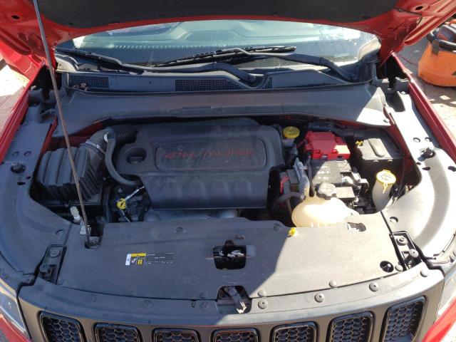 3C4NJDBB8KT724033 Jeep Compass Latitude