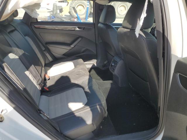 2018 VOLKSWAGEN PASSAT GT 1VWJM7A3XJC038228