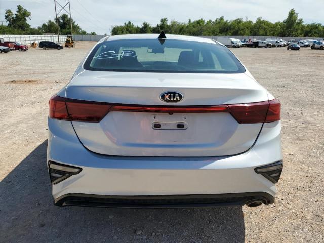 3KPF24AD4ME339497 Kia Forte FE 6