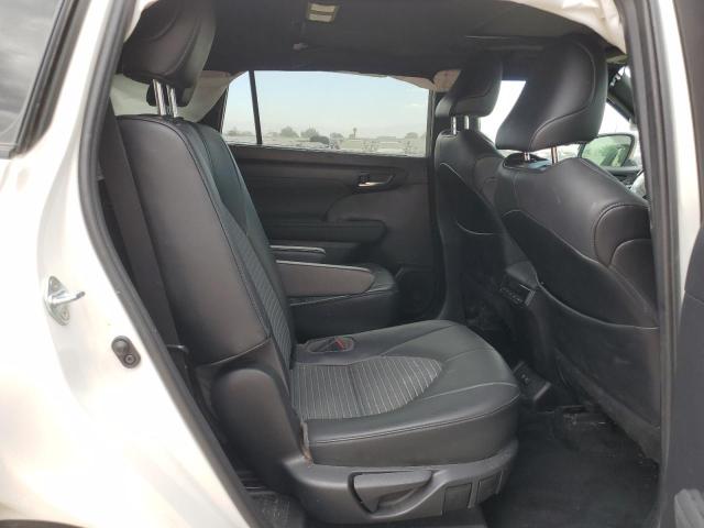 5TDJZRBH7MS100214 Toyota Highlander Xse