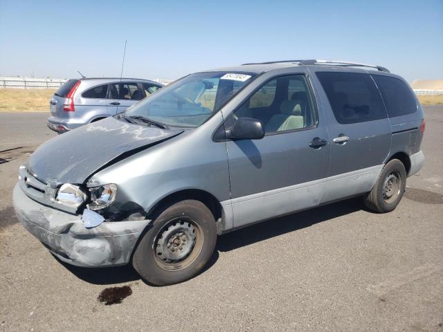 1999 Toyota Sienna CE