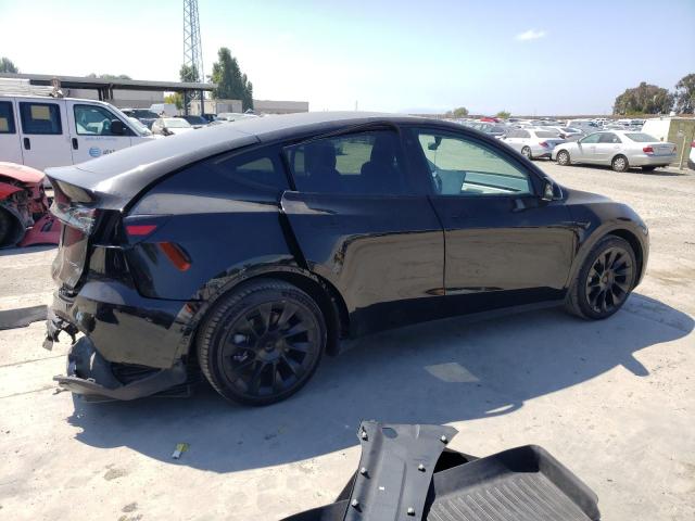 5YJYGDEEXMF092557 Tesla Model Y  3