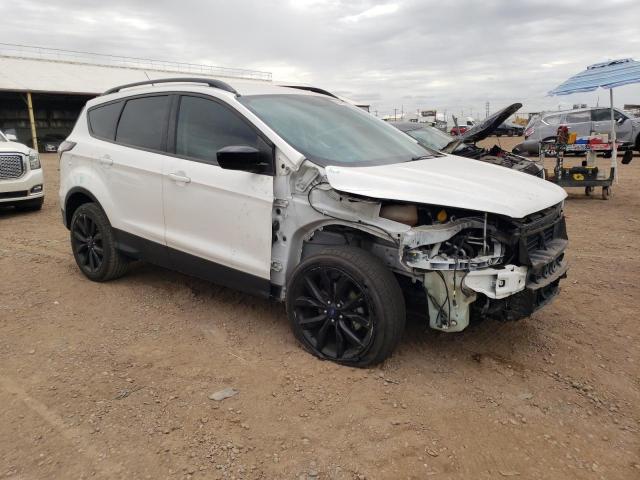 1FMCU0GD3HUA23587 Ford ESCAPE SE
