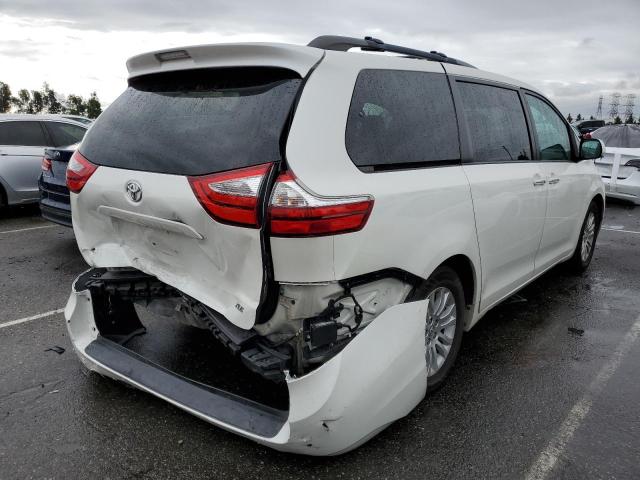 5TDYZ3DC8HS829437 Toyota SIENNA XLE