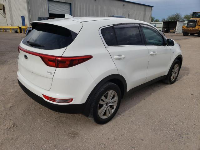 KNDPMCAC4H7085960 KIA Sportage Lx