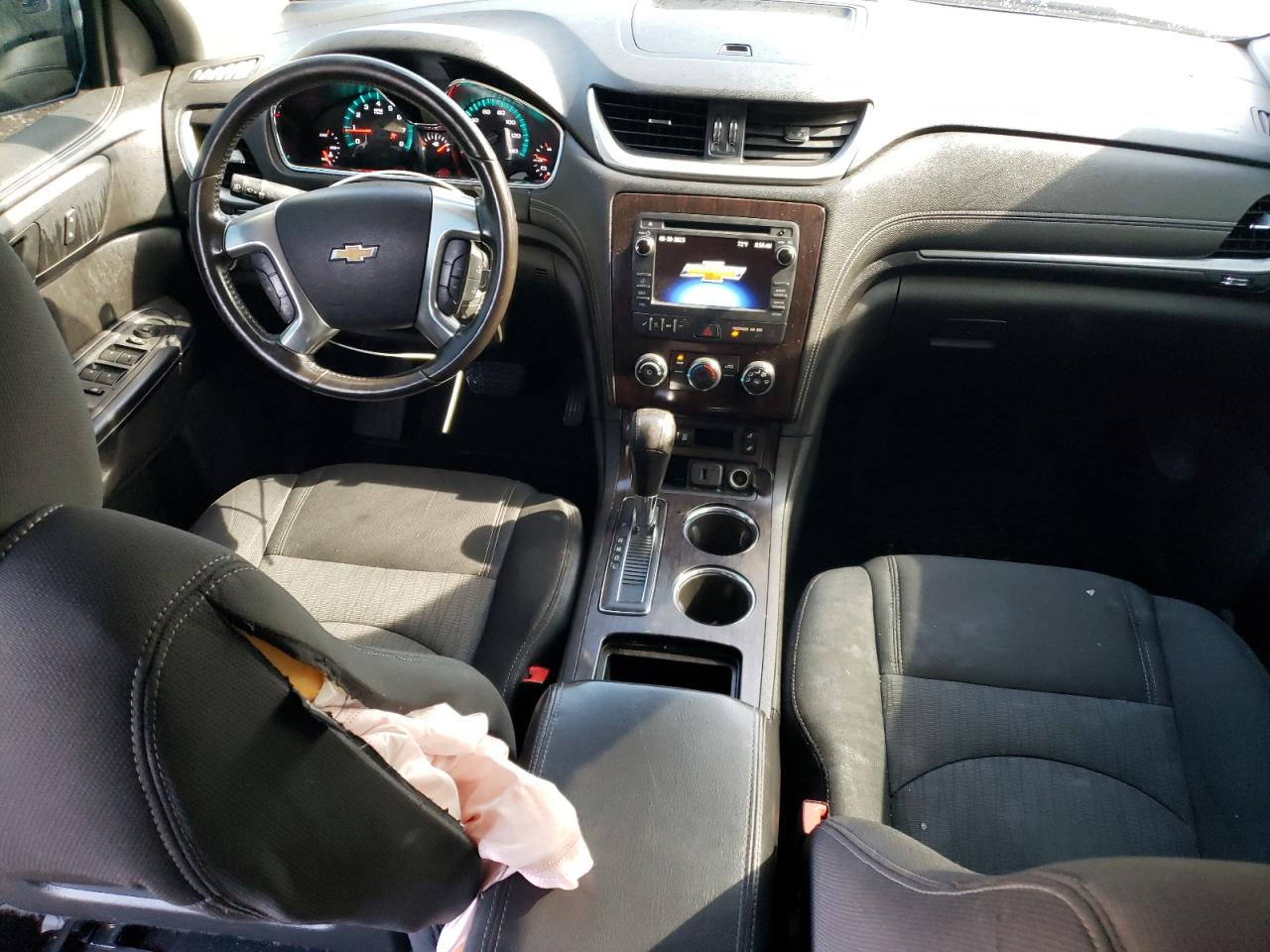 1GNKRGKD2FJ342339 2015 Chevrolet Traverse Lt