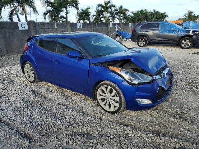 VIN: KMHTC6AD1DU122983 Auction: COPART Lot: 64033723 Location: FL - MIAMI NORTH KMHTC6AD1DU122983 HYUNDAI VELOSTER 2013 BLUE Photo 4