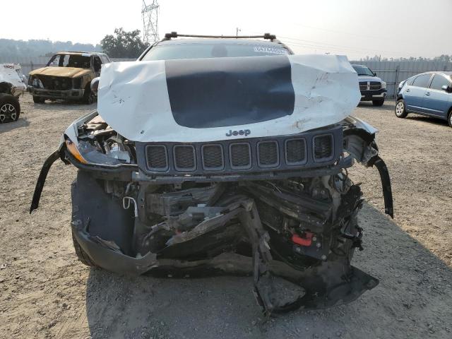 3C4NJDDB5JT132066 Jeep Compass Trailhawk