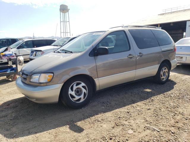 1998 Toyota Sienna LE