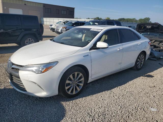 2017 Toyota Camry Hybrid 