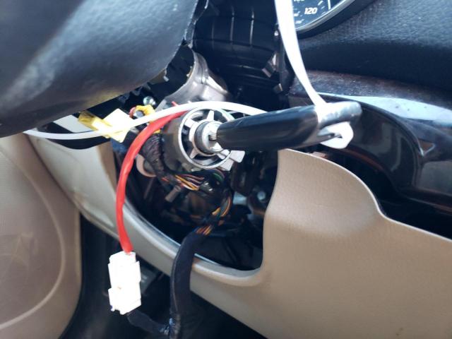 5XYKT3A62EG483285 KIA SORENTO LX