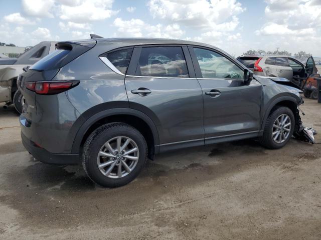 JM3KFBCM3N0628330 Mazda CX-5 Prefe  3