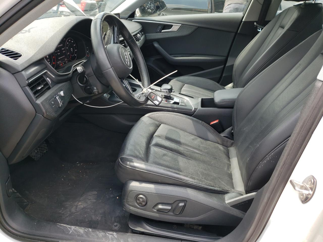 WAUFNAF47JA157254 2018 Audi A4 Prestige