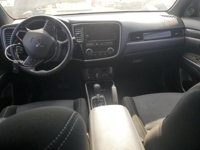 JA4AD3A38JZ032060 Mitsubishi Outlander Se