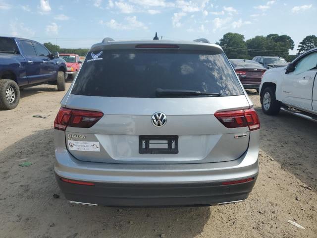 3VV2B7AX8KM181261 Volkswagen Tiguan SE 6