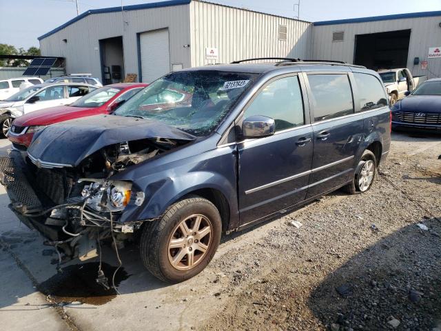 2009 Chrysler Town & Country Touring