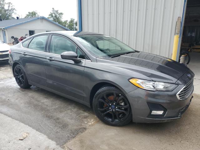 3FA6P0HD0KR161387 Ford Fusion SE 4