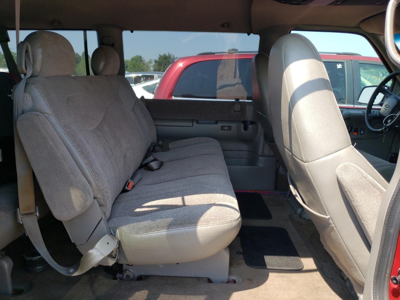 1GNEL19W0XB128903 1999 Chevrolet Astro