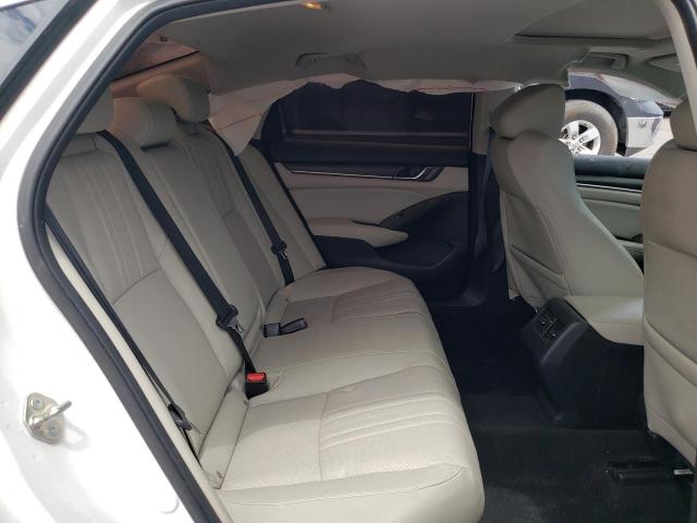 1HGCV1F99JA070877 Honda Accord Touring