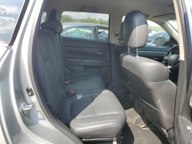 JA4AZ3A31KZ018469 Mitsubishi Outlander Se