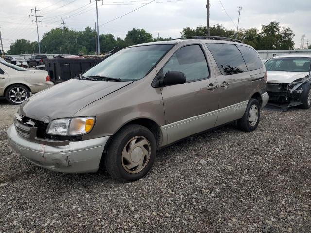 1999 Toyota Sienna LE