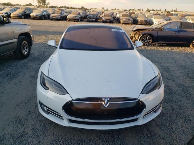 2015 TESLA MODEL S P8 5YJSA1H49FF085109