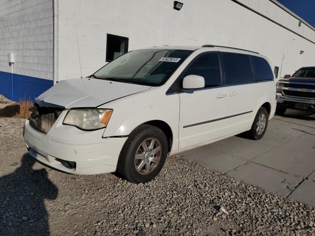 2010 Chrysler Town & Country Touring