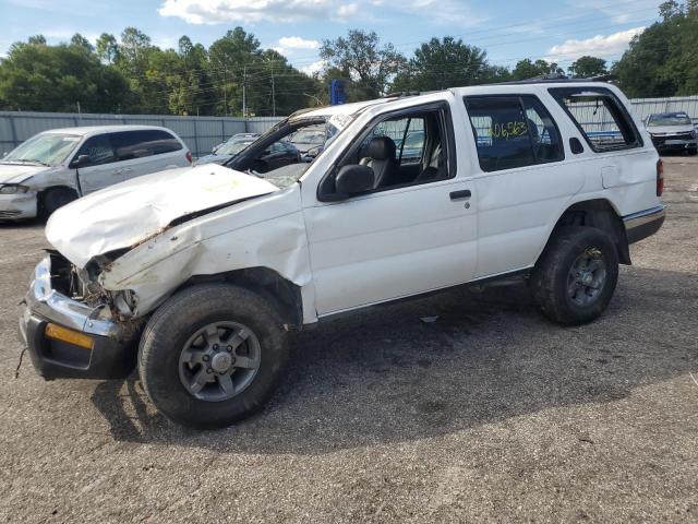 1998 Nissan Pathfinder LE