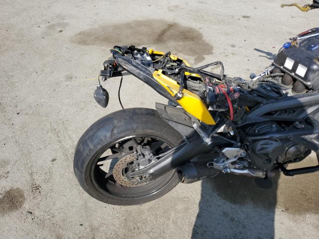 2015 YAMAHA FZ09 C JYARN33Y5FA001655