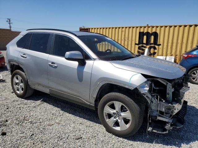 2T3W1RFV8MC098213 Toyota Rav4 Xle