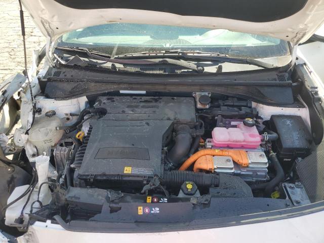 KNDCB3LC8M5469974 KIA NIRO LX